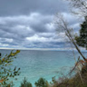 Meet your Posher, Xesswa